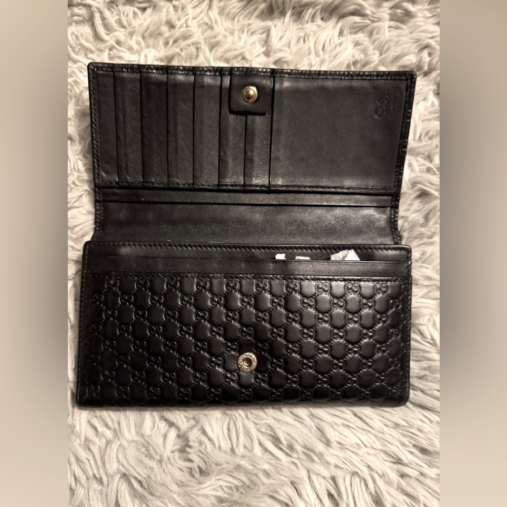 Authentic Gucci black long wallet